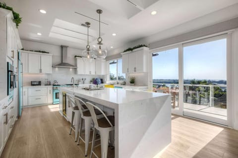 Aqua Vista Carlsbad For 10 House in Carlsbad