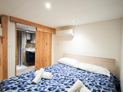 Bandiera Bro Apartment in Bari