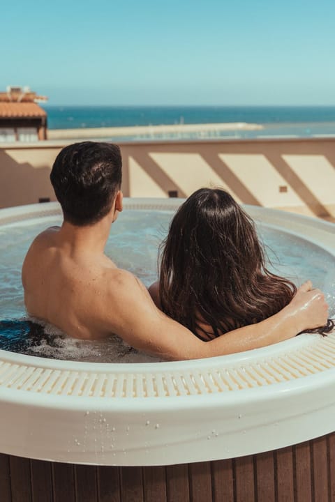 Hot Tub, Pool view, Sea view