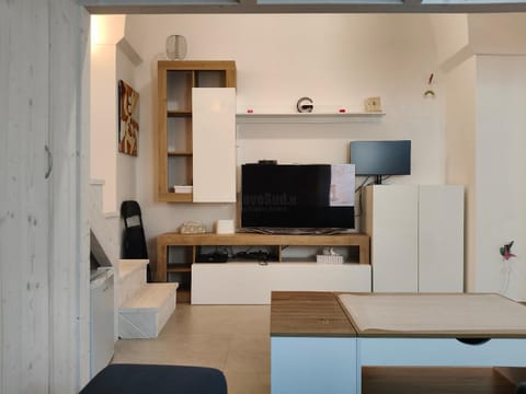 TV and multimedia, Seating area