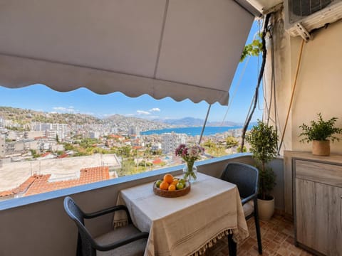 View (from property/room), Balcony/Terrace, Sea view