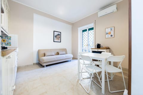 Kitchen or kitchenette, Living room, Dining area, air conditioner