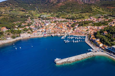 Casa Dante - Goelba Apartment in Porto Azzurro