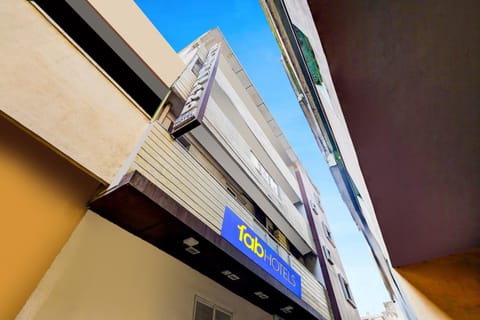 Property building, Facade/entrance