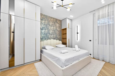 Bed, Photo of the whole room, Bedroom, towels, wardrobe