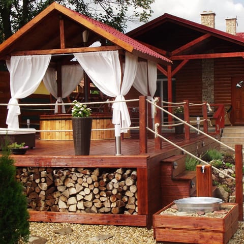 Balcony/Terrace, Swimming pool