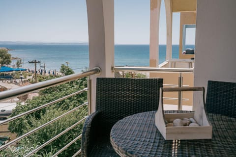 Natural landscape, View (from property/room), Balcony/Terrace, Sea view