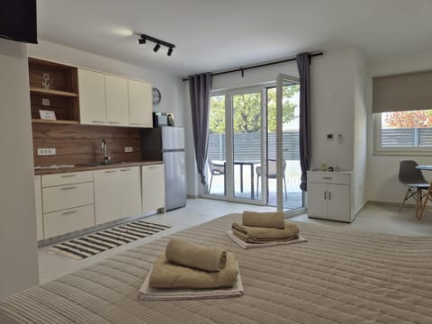 Bed, Balcony/Terrace, kitchen