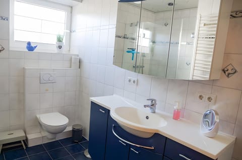 Bathroom, Living room