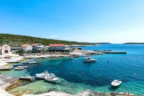 Property building, Natural landscape