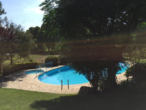 Swimming pool, Swimming pool