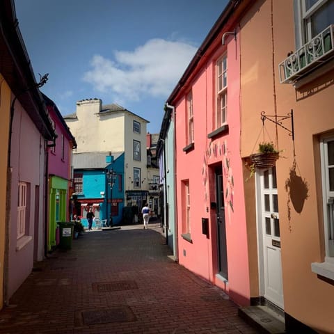 Property building, Street view
