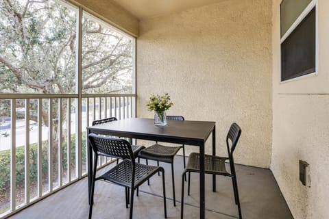 5 Mi to WDW! Spacious Resort Escape with Pool Access House in Kissimmee