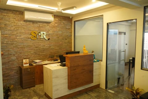 Lobby or reception, air conditioner