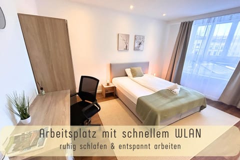 Bedroom, internet, towels