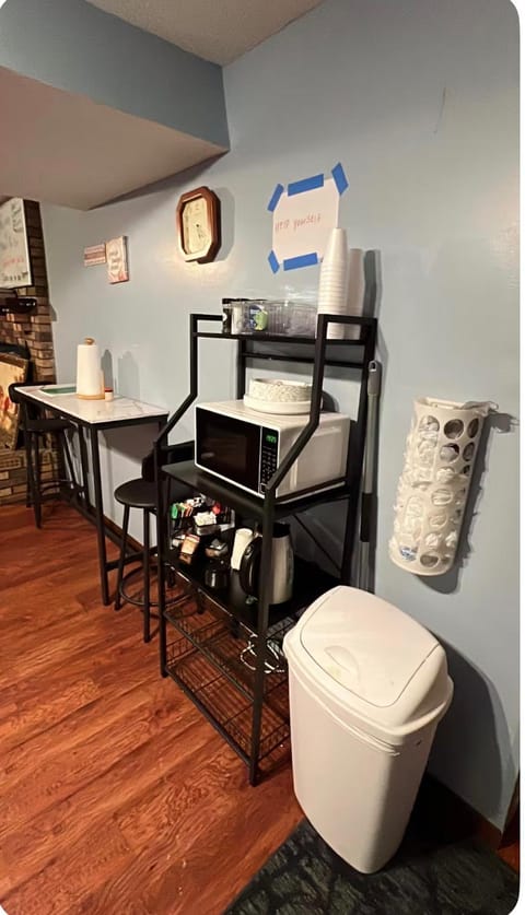 MidwestBNB Room2, Peaceful & Relaxing Vacation rental in Brooklyn Park