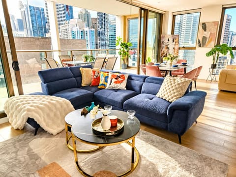 View (from property/room), Balcony/Terrace, Living room, Seating area