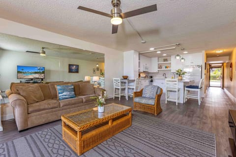 NEW LISTING Kamaole Sands #10-111 Ocean View, Inner Court, Ground Floor, Close to Beach Apartment in Kamaole