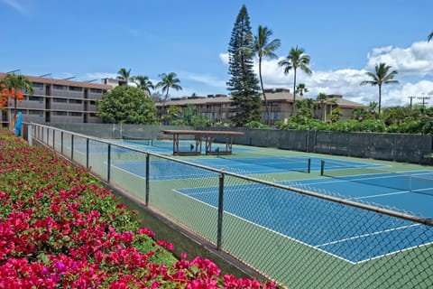 NEW LISTING Kamaole Sands #3-307 Split A/C, Great Location, Partial Ocean Views, Hot Tub Apartment in Kamaole