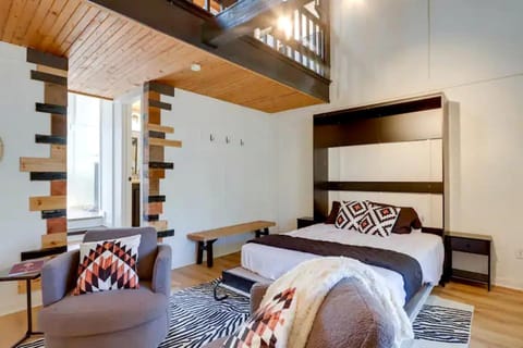 Secluded Studio Getaway with Outdoor Living and Trails Near Siloam Springs, Gentry, AR House in Arkansas