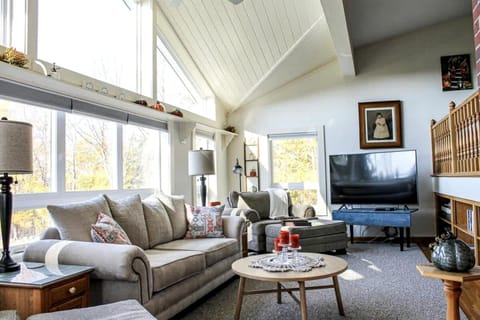 Charming Waterview Cottage with Sunset Views & Private Deck Near Acadia National Park | Ellsworth, Maine House in Trenton