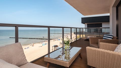 View (from property/room), Balcony/Terrace, Beach, Sea view