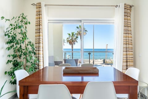 View (from property/room), Seating area, Dining area, Sea view