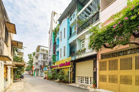 Property building, Facade/entrance