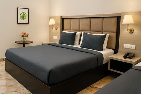 Bed, Photo of the whole room, Bedroom, wardrobe, air conditioner, air conditioner