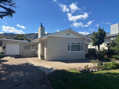 Garden, Mountain view, Parking
