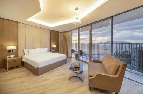 Bed, View (from property/room), Balcony/Terrace, Photo of the whole room