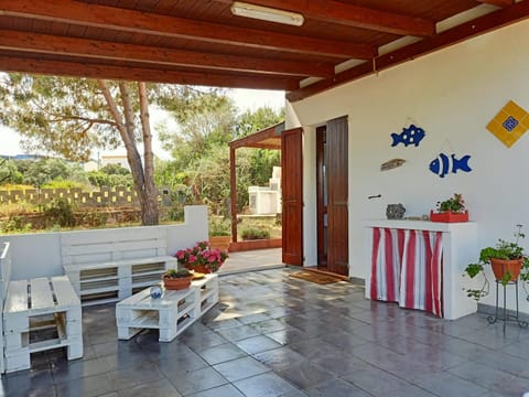 A Ca' Du Checchin House in Carloforte