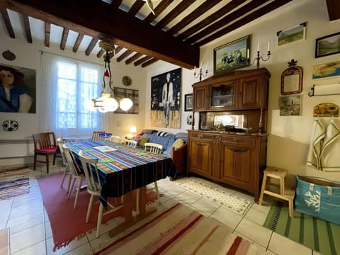Property building, Living room