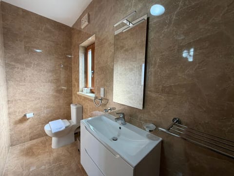 Villa Joanna - Exclusive Boutique Suits Bed and Breakfast in Malta