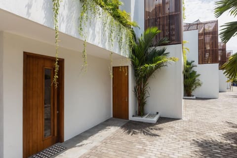 A Canggu Sojourn Villa in Kediri