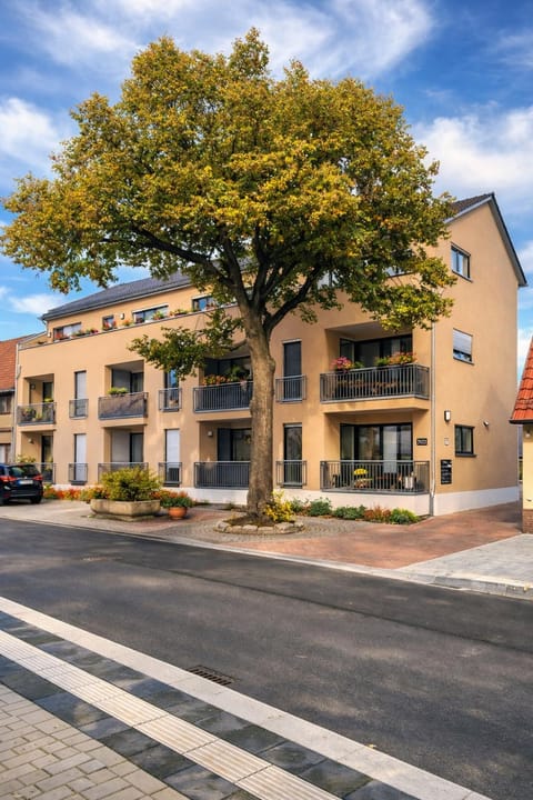 Property building, Day, Street view
