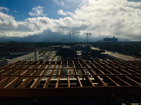 Property building, Nearby landmark, Neighbourhood, Balcony/Terrace, City view, Landmark view, Entertainment, Location