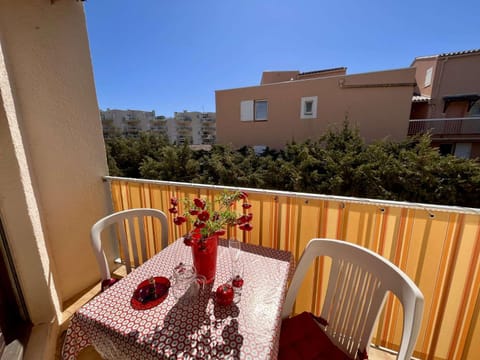 Day, View (from property/room), Balcony/Terrace, Dining area