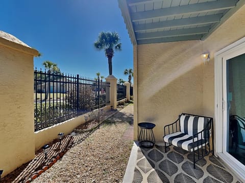 Patio, Seating area, furniture
