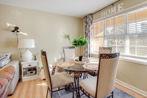 Rocket City Retreat 4 Mi to Dtwn Huntsville! House in Huntsville