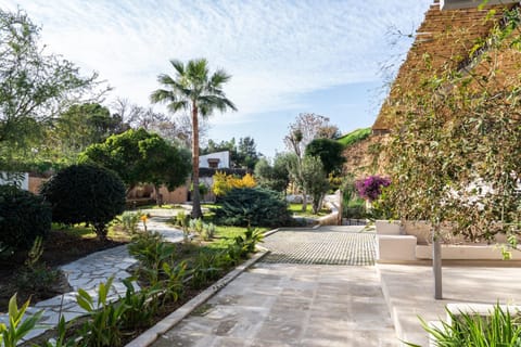 Historic 1930s Mansion on Chalidon with Garden Villa in Chania