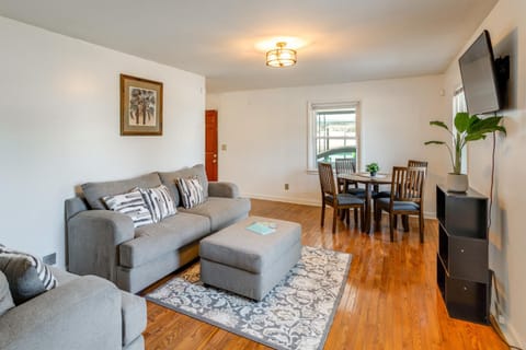 Near Medical Centers and Fort Jackson! Quiet Home House in Dentsville