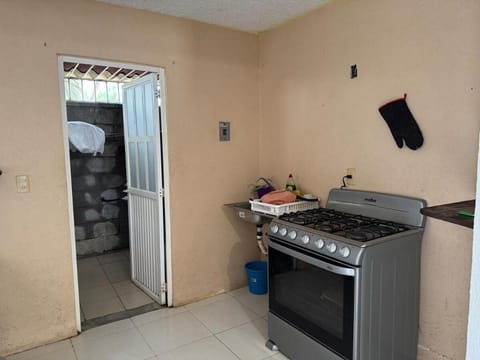 Refugio de mar y arena House in Acapulco