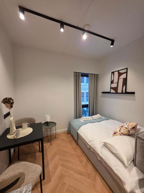 Bed, Seating area, Dining area, Bedroom