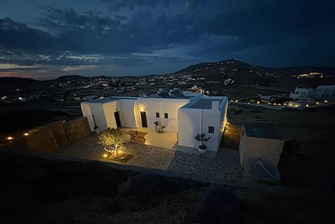 Property building, Night