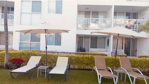 Hermoso departamento en Tequesquitengo alberca jacuzzi y acceso al lago Apartment in Tequesquitengo