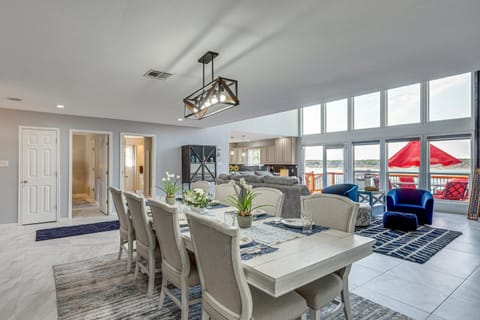 Panoramic Lake Belton Views Home Near Marina House in Rio Grande