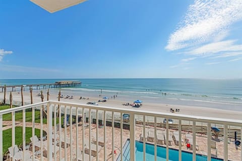 Toes in Tide at the Aruba Apartment in Daytona Beach Shores
