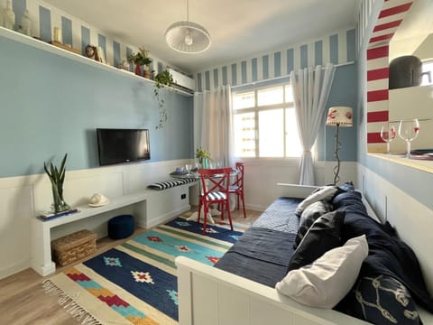 Living room, air conditioner