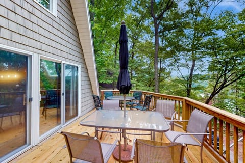 A Frame Cabin Sleeps 9 Pickleball Court Boat Slip Cabin in Norris Lake